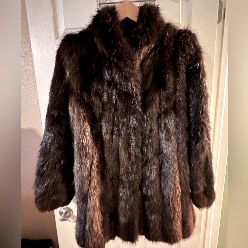 Vintage Choice City Furs Long- Haired Beaver Fur Stroller.
